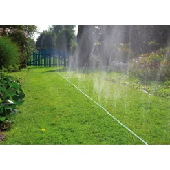 Gardena Schlauchregner mit Anschlußteilen grün