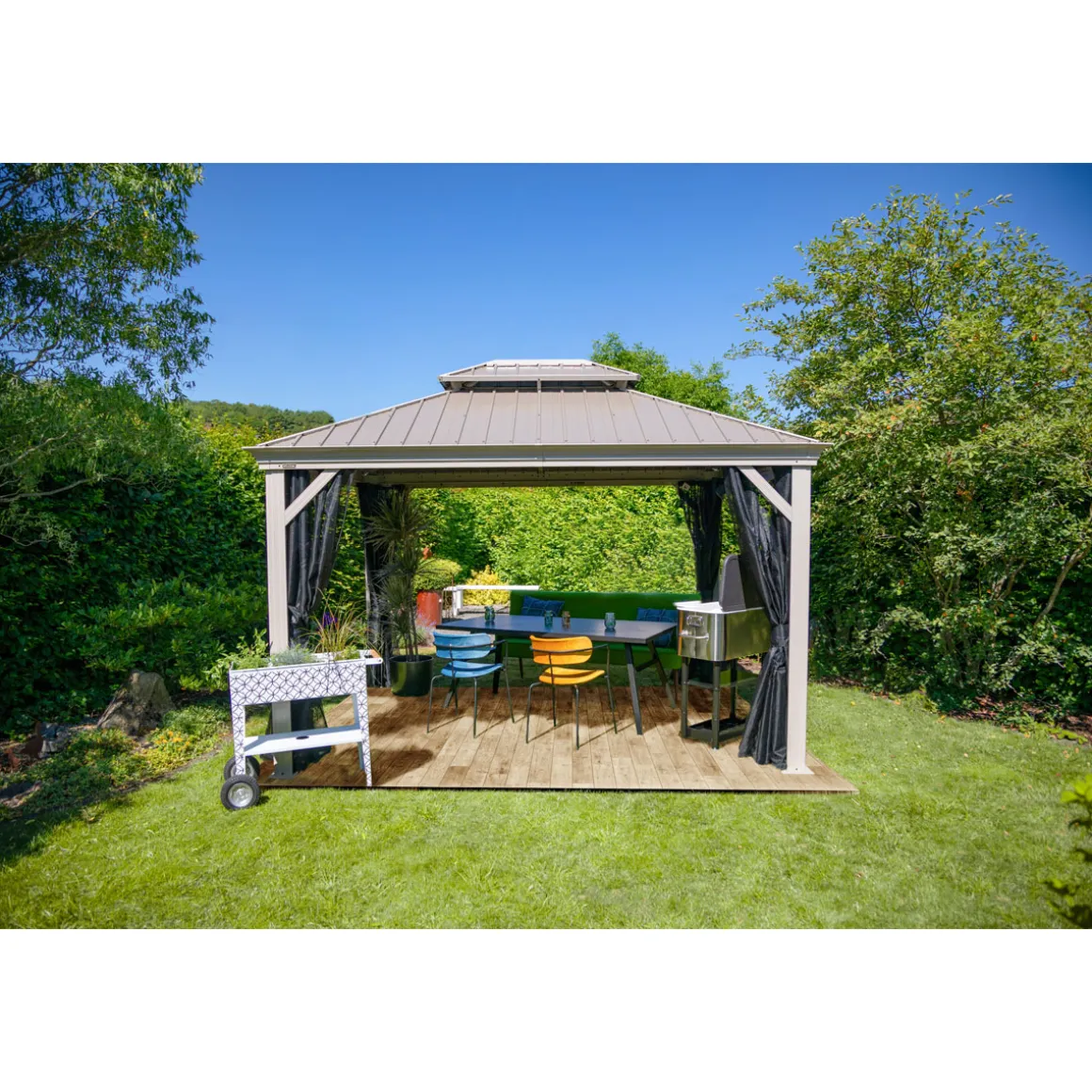 Sojag Pavillon Messina 1216 inkl. Moskitonetz 363x483x307,1cm Champagner