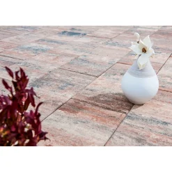 Terrassenplatte No 1 Nature Muschelbeige